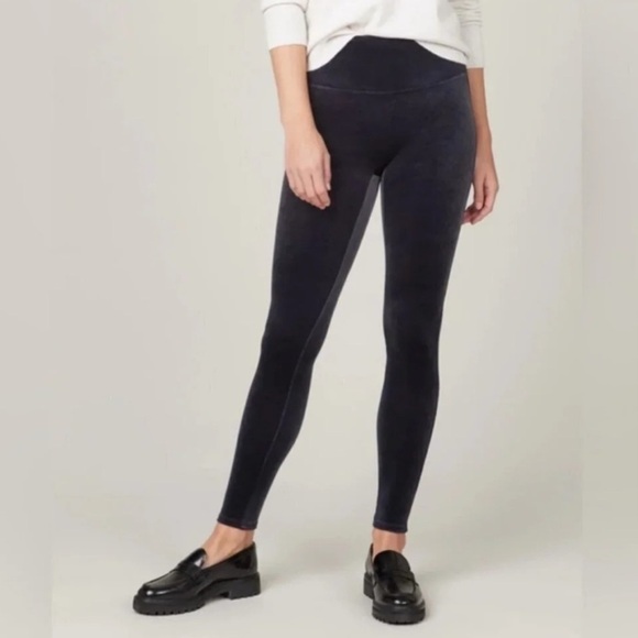 Spanx Classic Navy Velvet Leggings - Picture 5 of 14